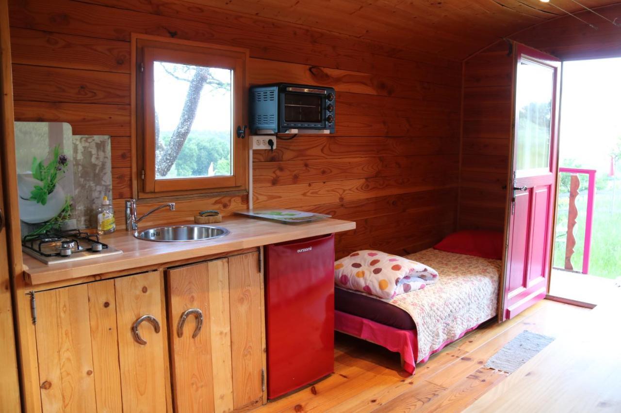Ferme Saint Pierre Hotel Bargeme Luaran gambar