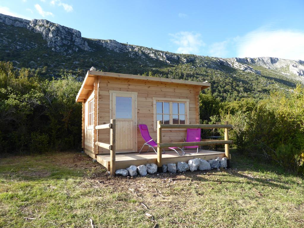 Ferme Saint Pierre Hotel Bargeme Luaran gambar